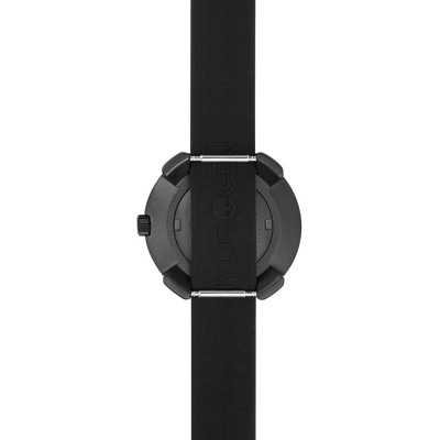 Vista Numero All Black